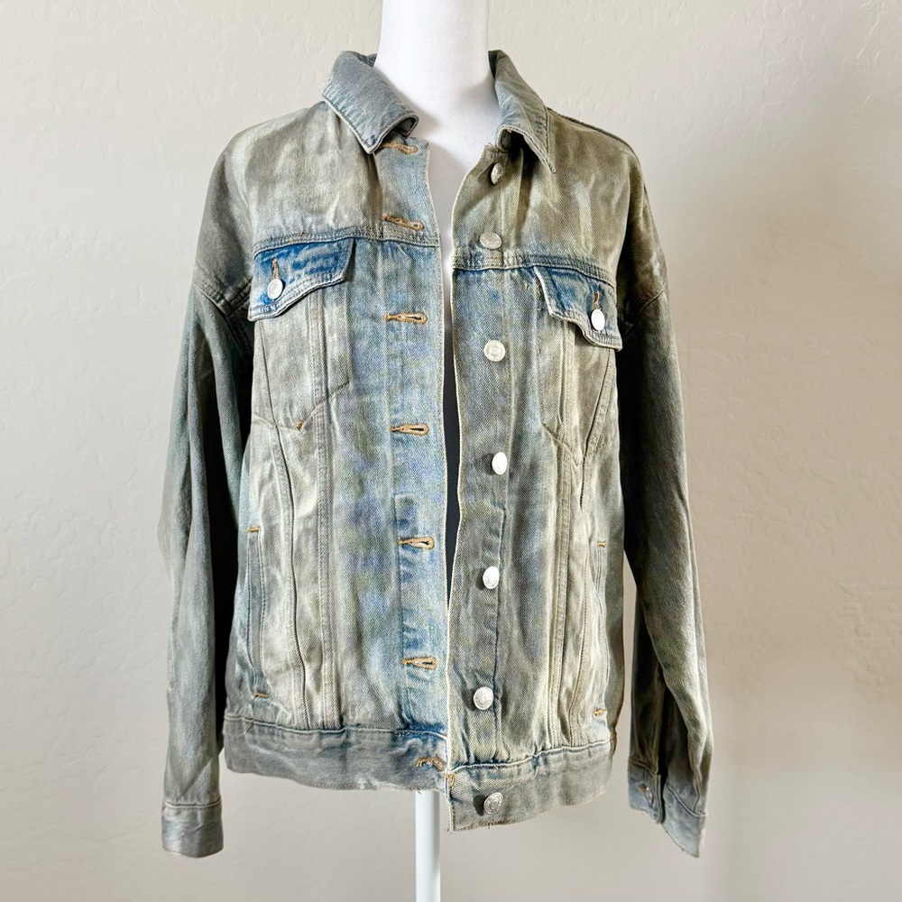 Forever 21 Denim Oversized Distressed Trucker Jacket